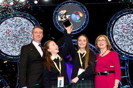 Minister O'Sullivan presents BT Young Scientists Award