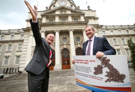 Taoiseach takes part in #PhoneaFriend campaign 