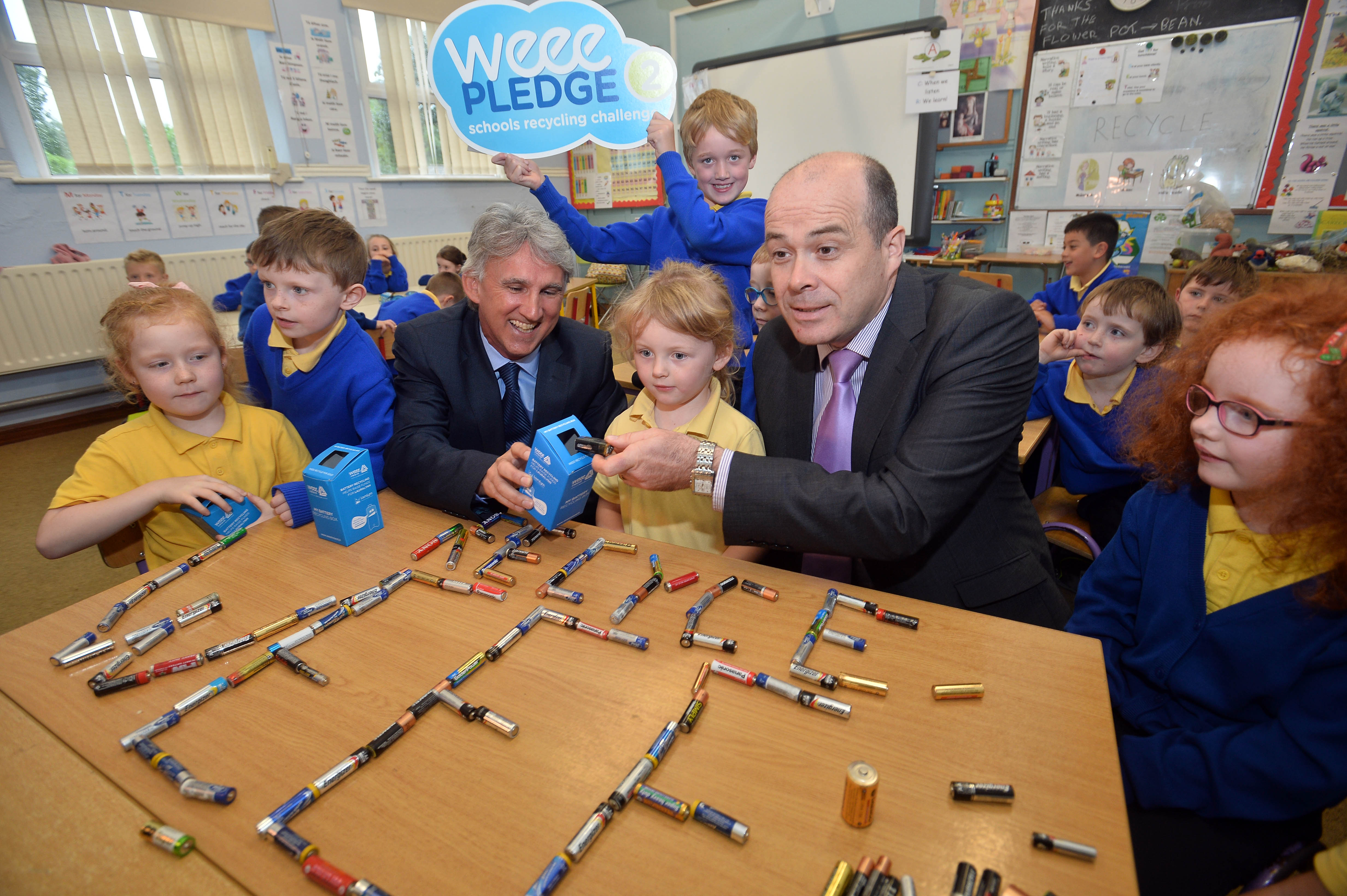 Minister Naughten calls on public to recycle batteries