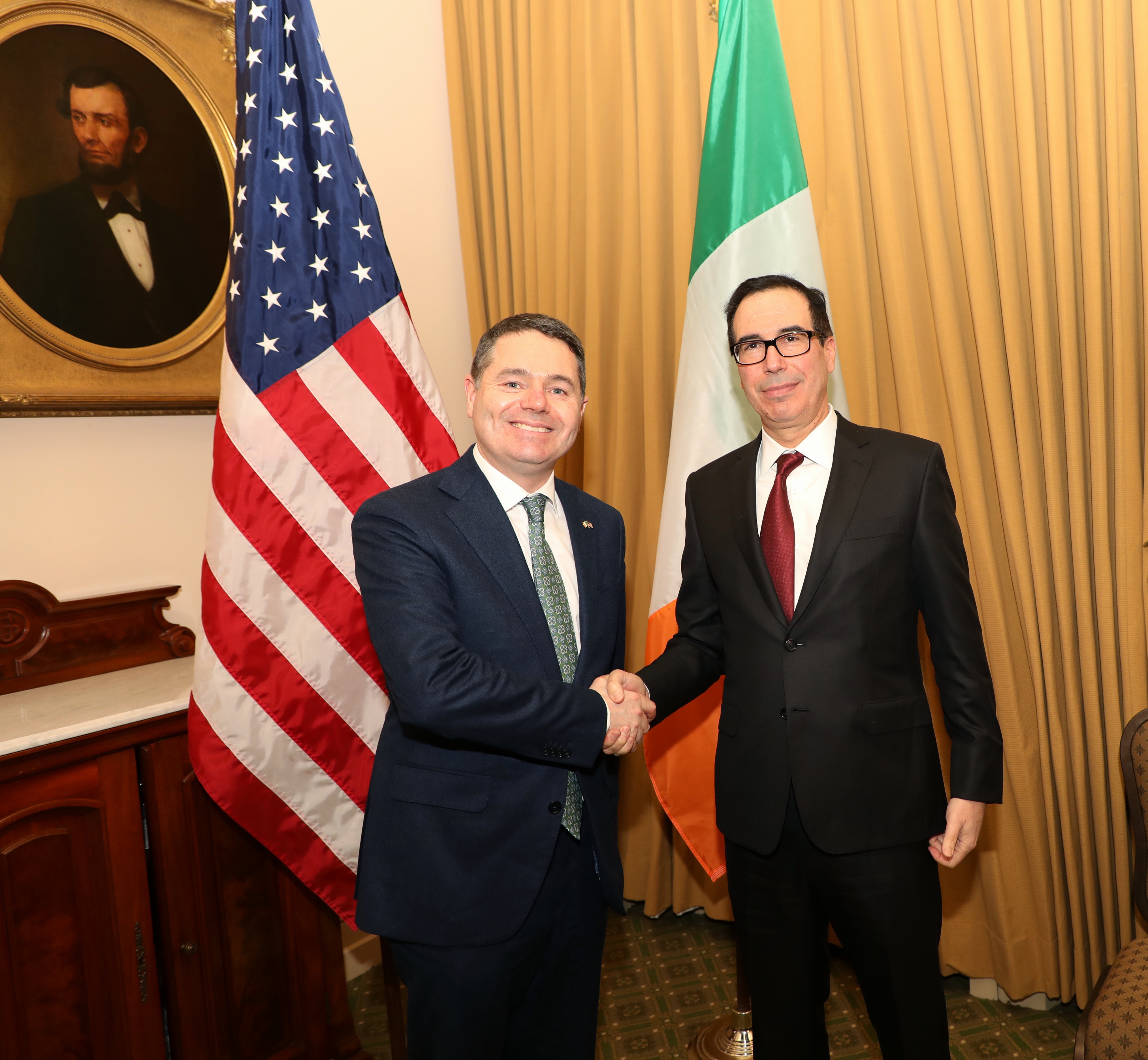 Minister Donohoe meets with US Treasury Secretary Mnuchin in Washington DC