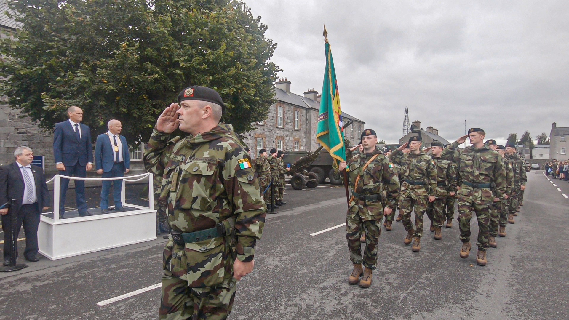 Minister Paul Kehoe Reviews Irish Troops heading for service with UNDOF